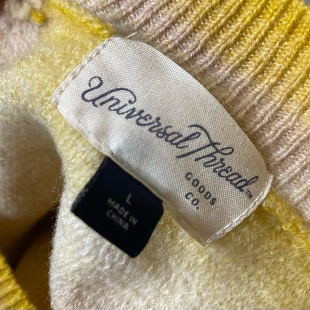 Universal Thread Short Sleeve Sweater - Picture 3 of 3